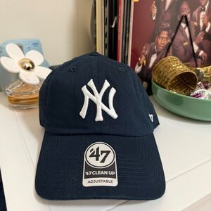 Navy Blue NY Yankees Ball Cap - Unisex Standard Sizing